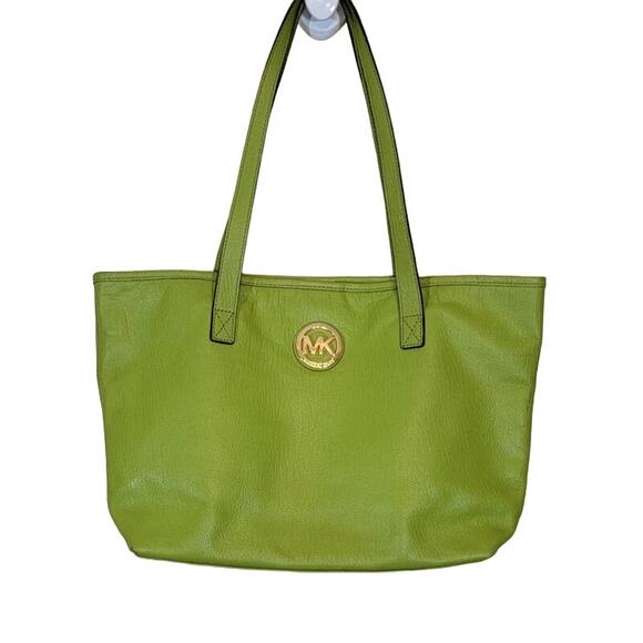 Michael Kors Jet Set Tote Bag Apple Green Leather Snap Closure Shopping Work - Picture 1 of 16